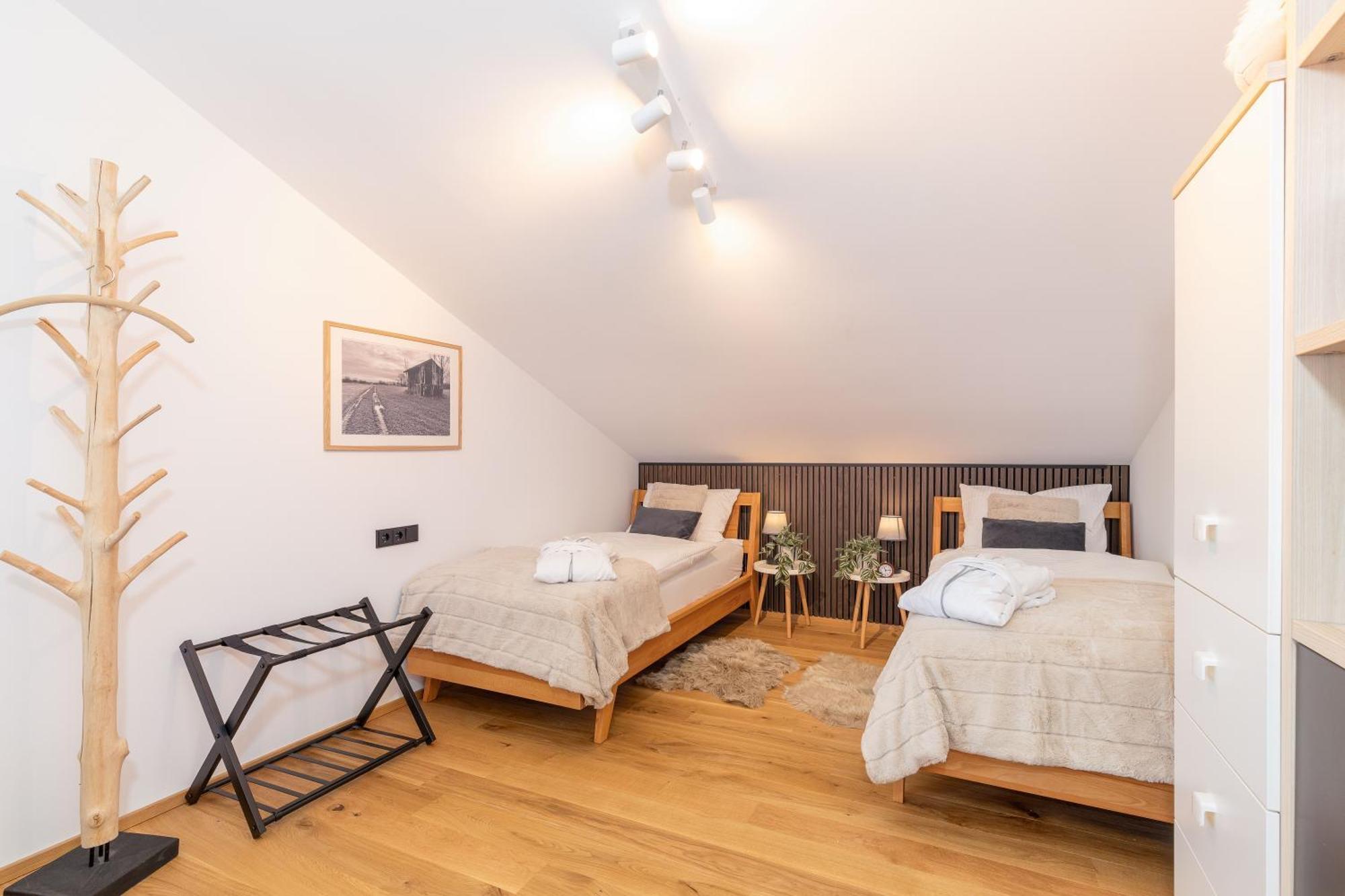 Apartment Chiemgauloft , 5 Sterne Am Chiemsee
